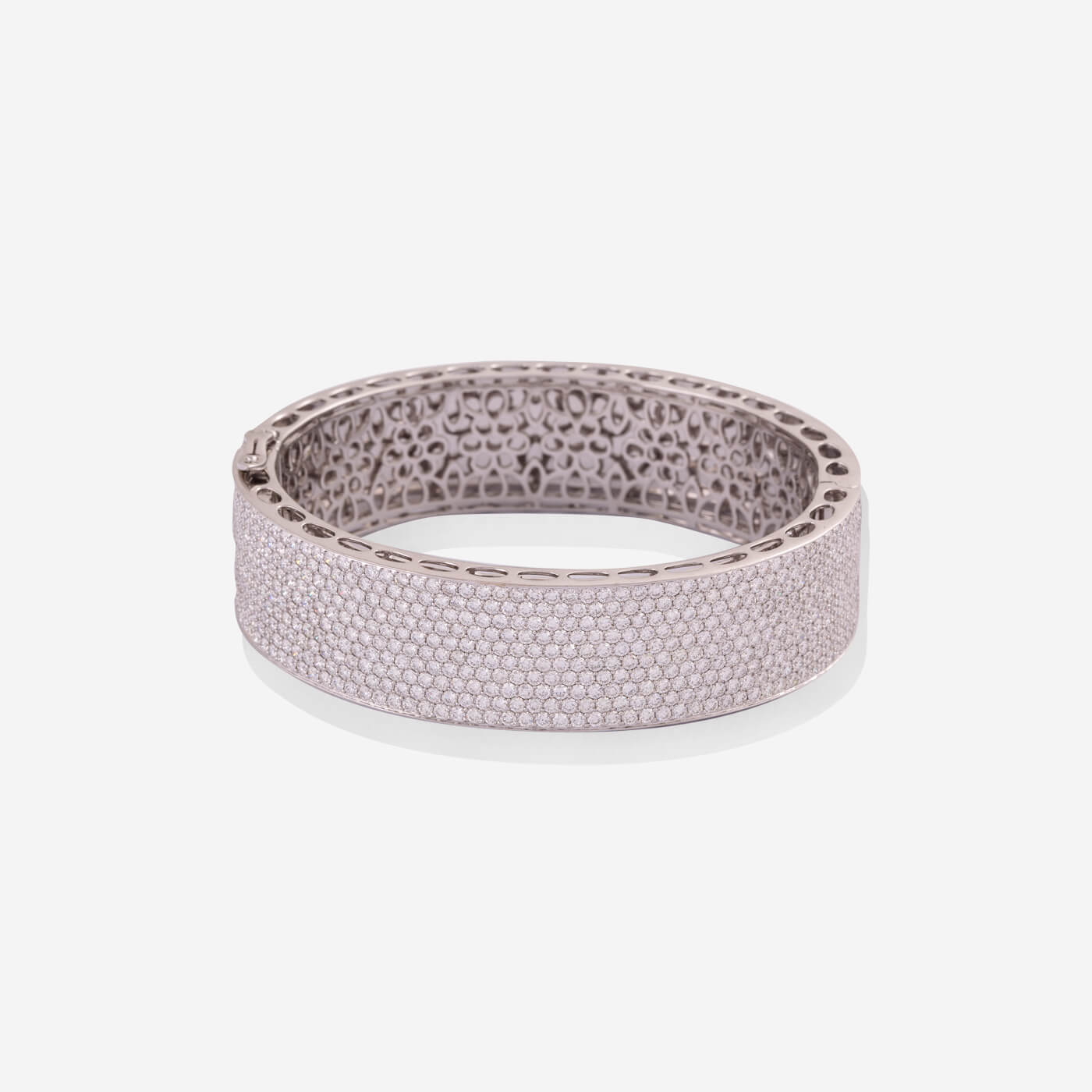 White Gold With Half Round Pave Diamonds Bangle - Ref: RB01530