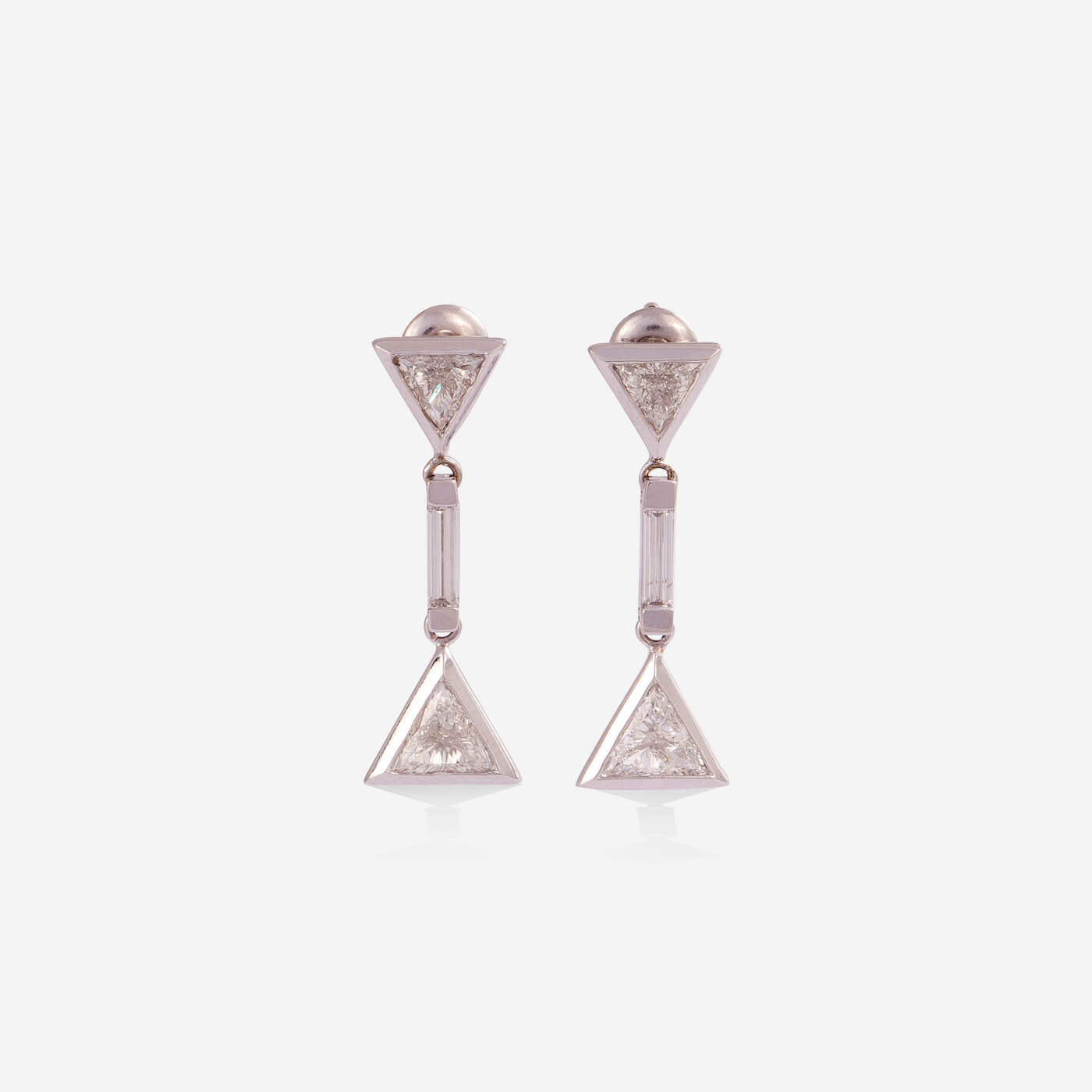 White Gold With Triangle Diamonds Earrings - Ref: RK01880