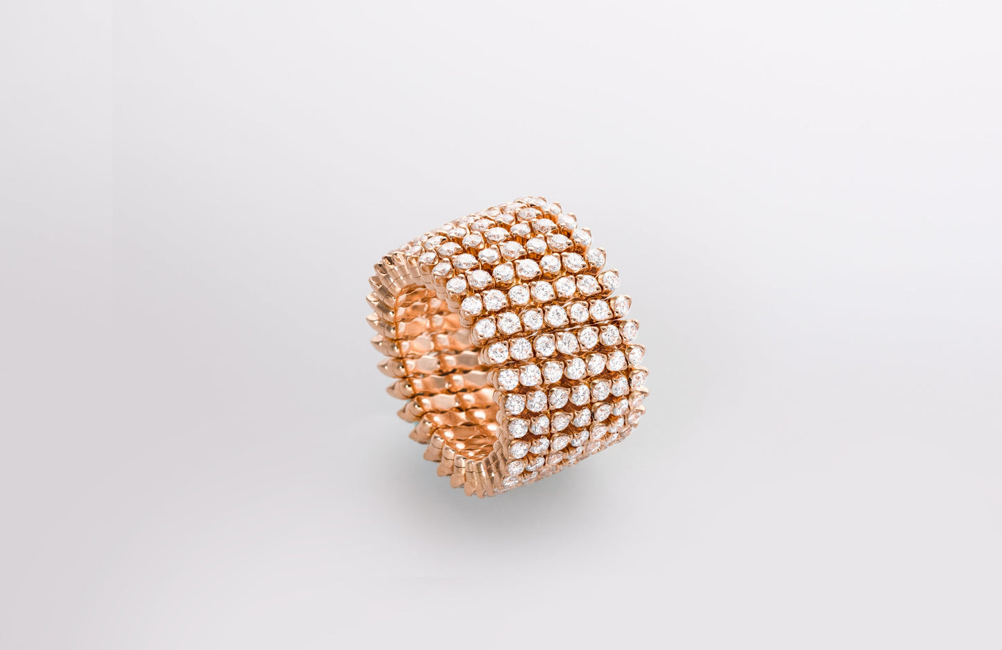 Zoom, Full Round White Diamonds Rose Gold