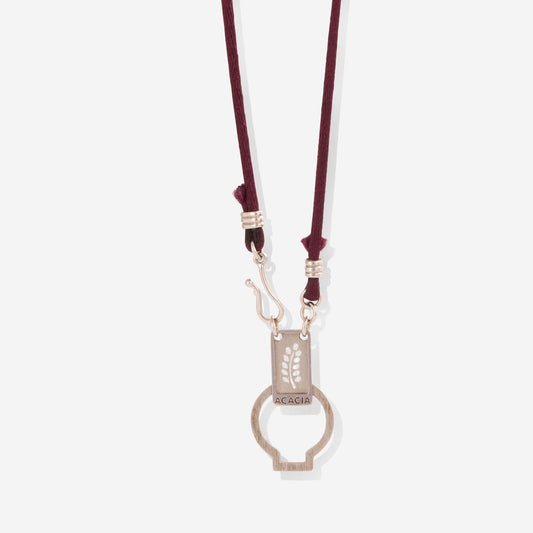 White Gold With Red Silk Glasses Holder - Ref: RG03452