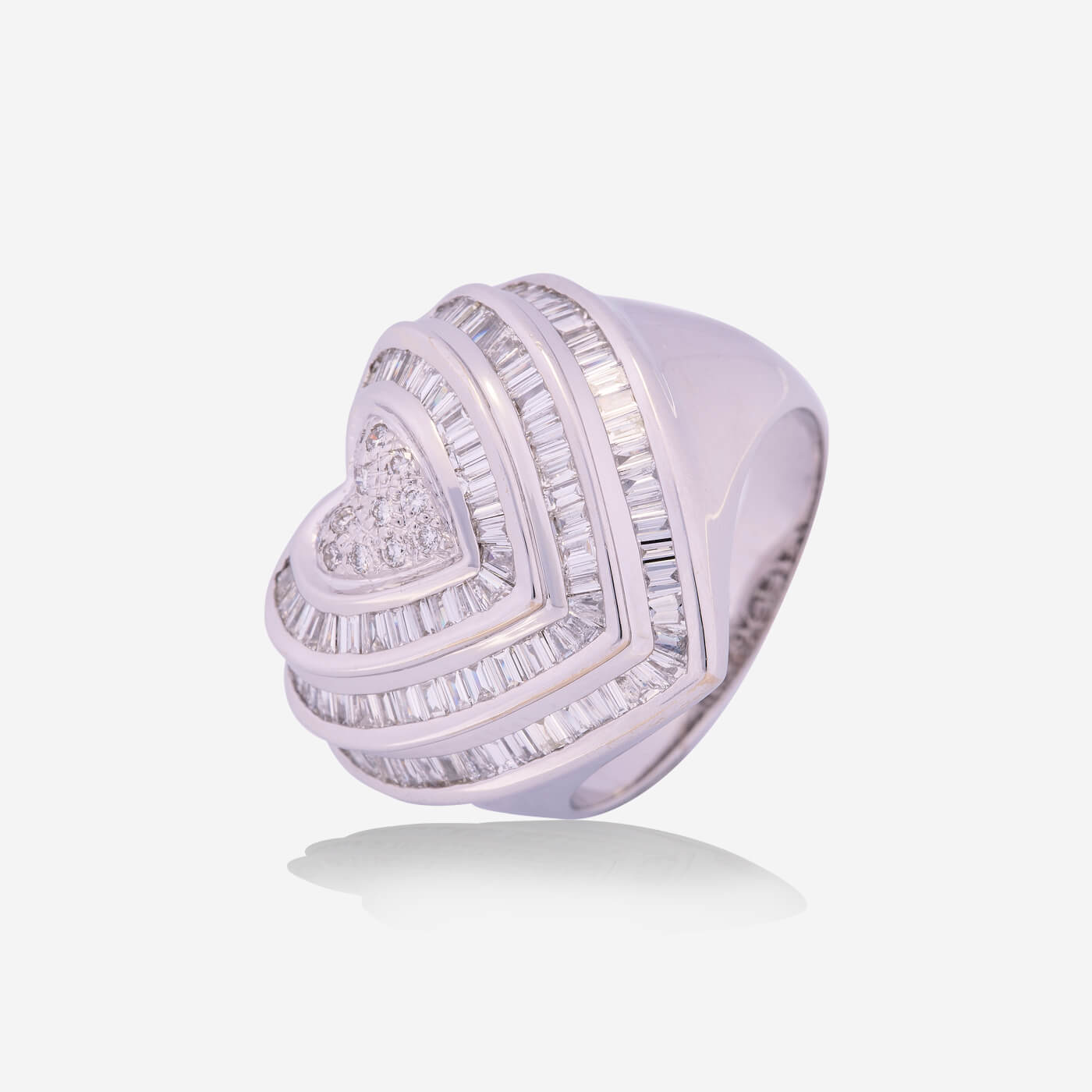 White Gold Hearts in Hearts With Diamonds Ring - Ref: Y001767