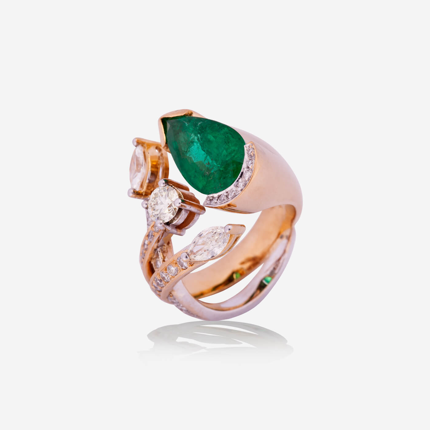 Yellow & White Gold Pear Emerald With Diamonds Ring - Ref: RY03092