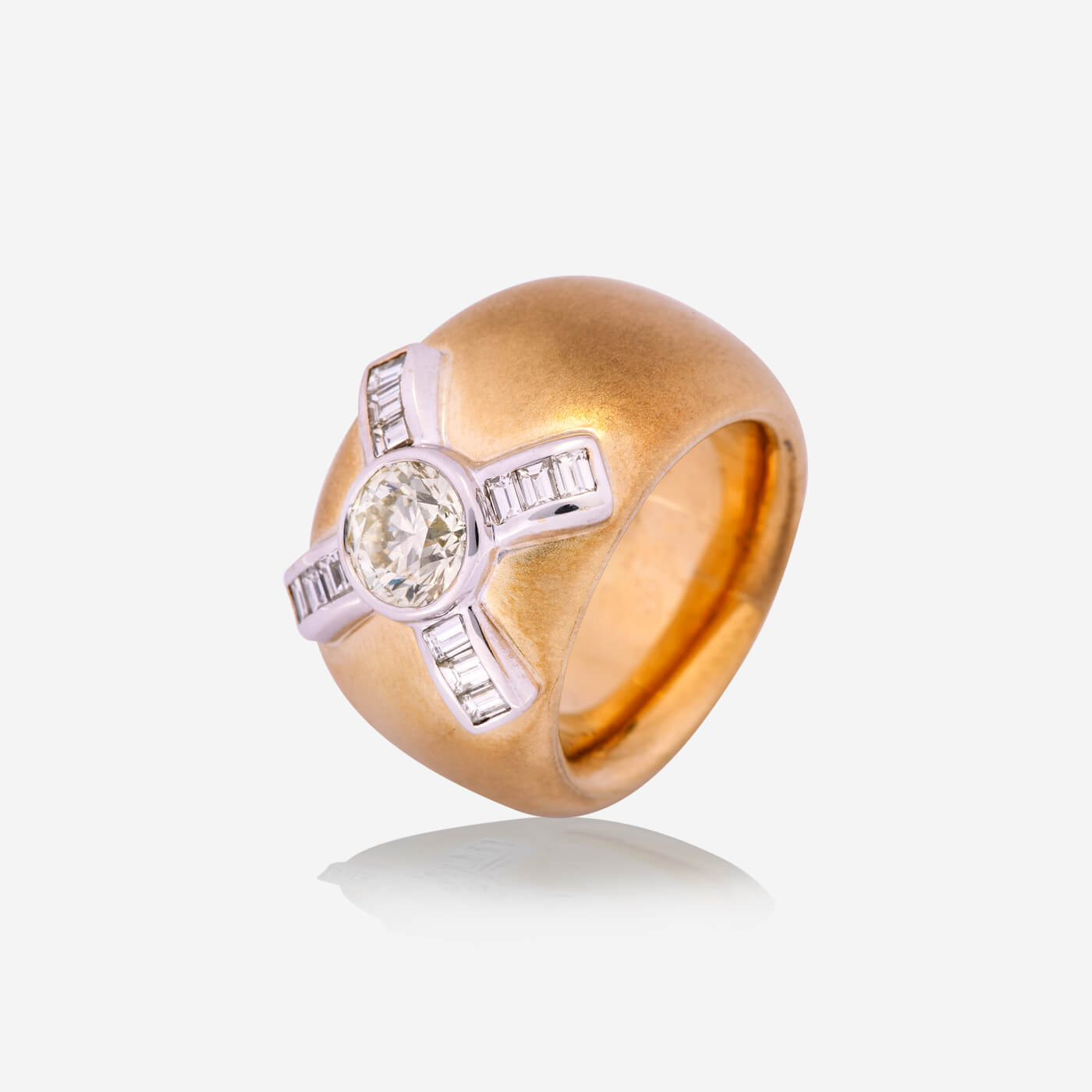 Yellow & White Gold X Shape With Round Diamond Ring - Ref: RY07487