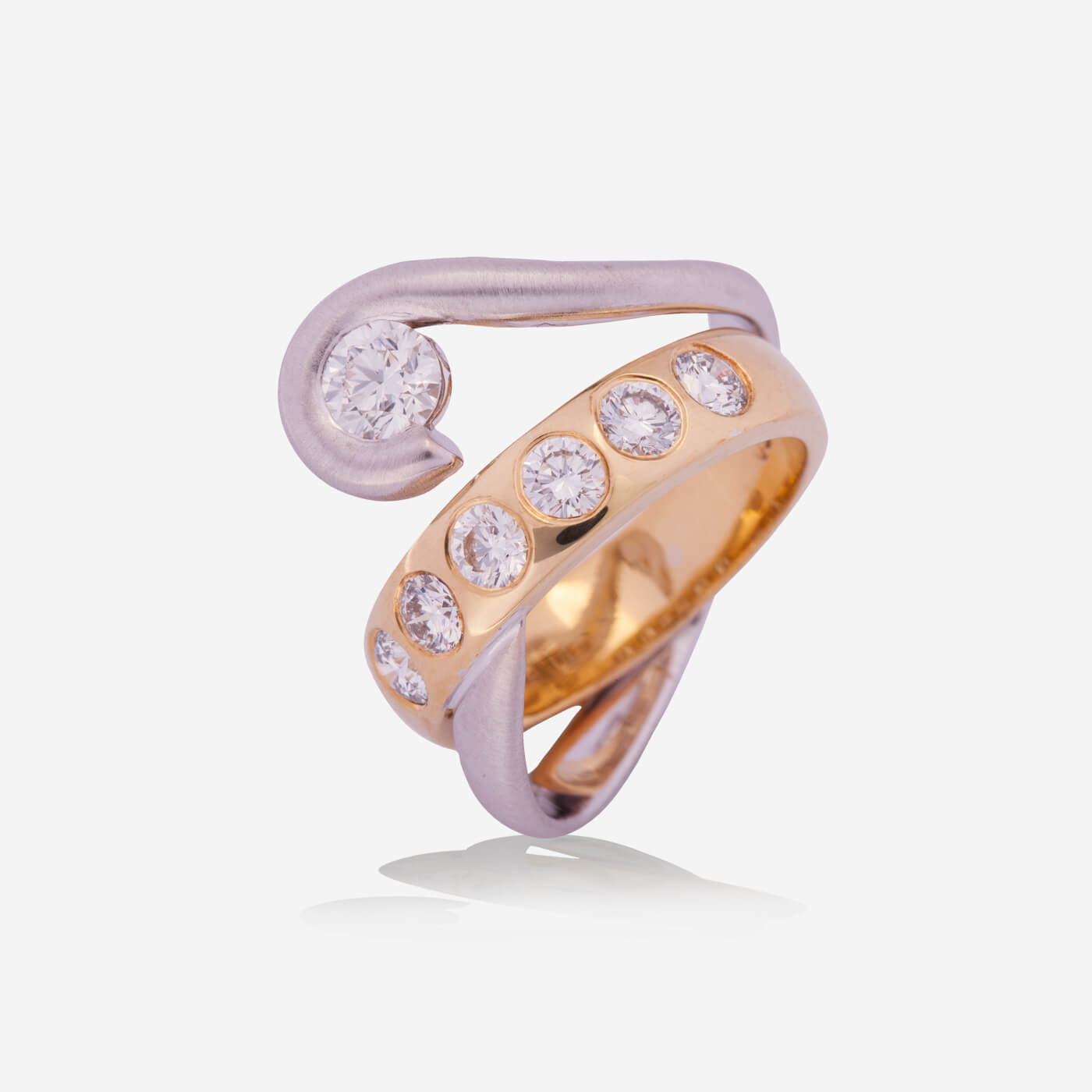 White Gold Round Diamond With Yellow Diamonds Band Ring - Ref: RY07497